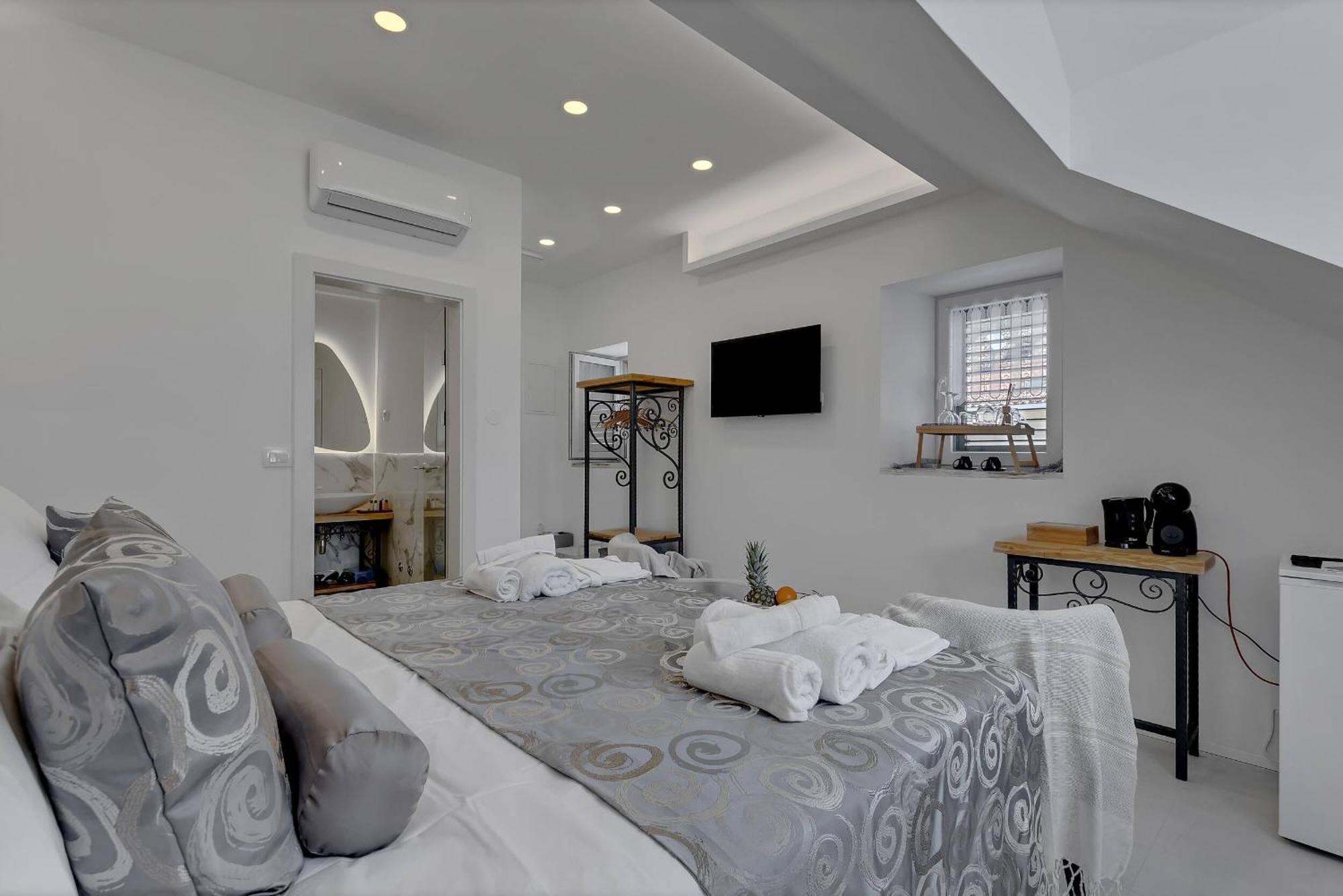 Luxury Rooms Palace B&B 마카르스카 외부 사진