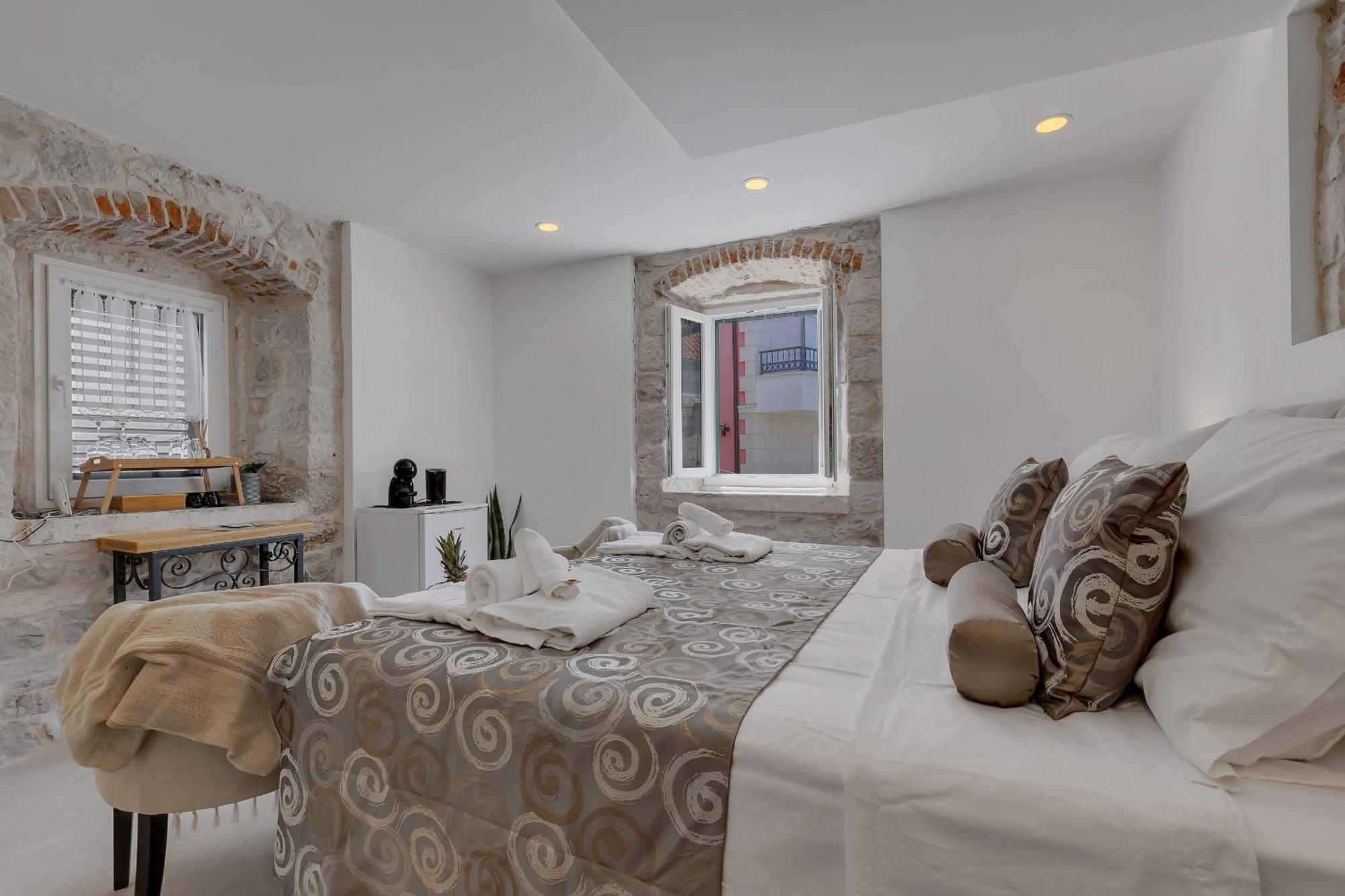 Luxury Rooms Palace B&B 마카르스카 외부 사진