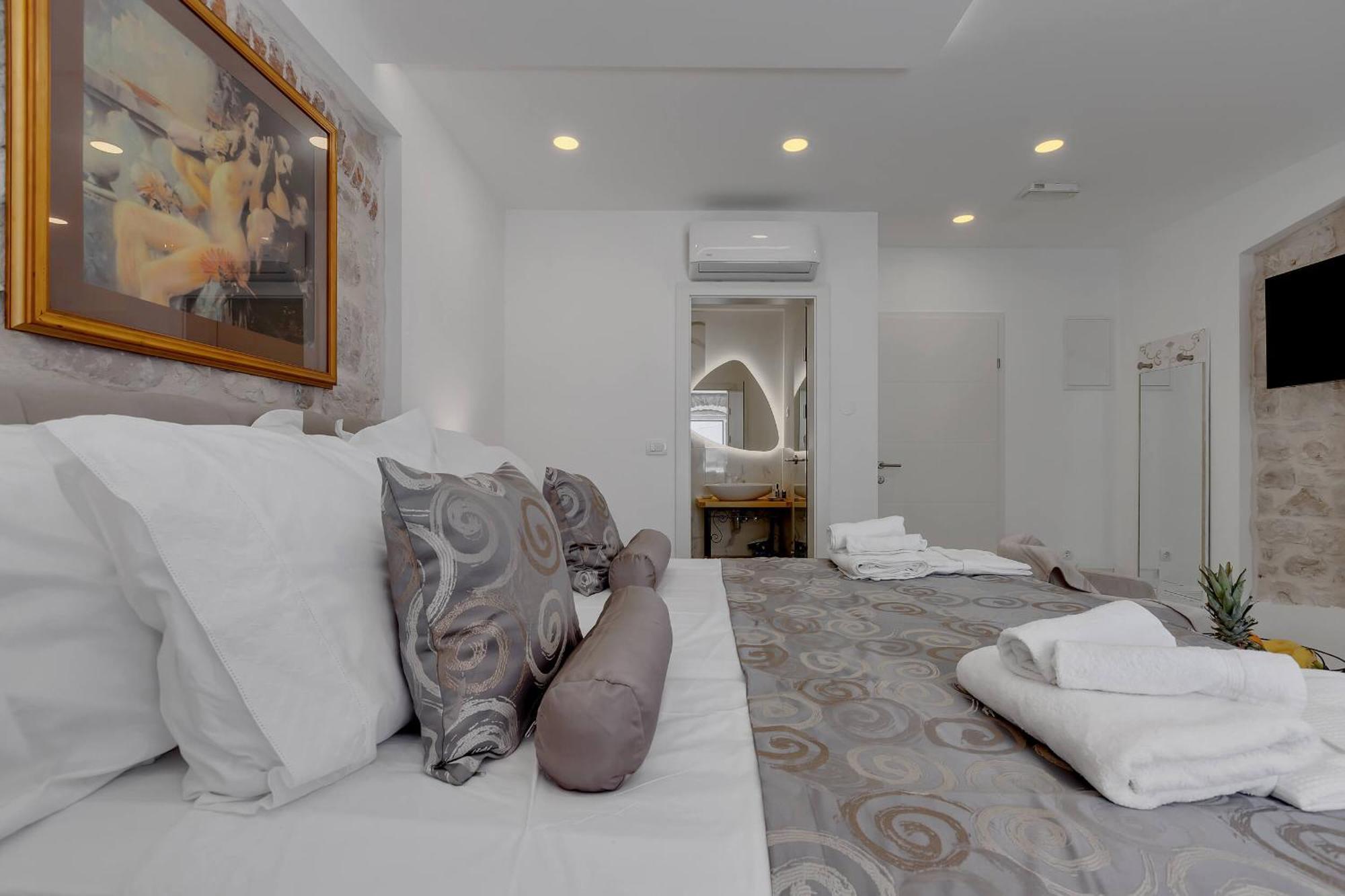 Luxury Rooms Palace B&B 마카르스카 외부 사진