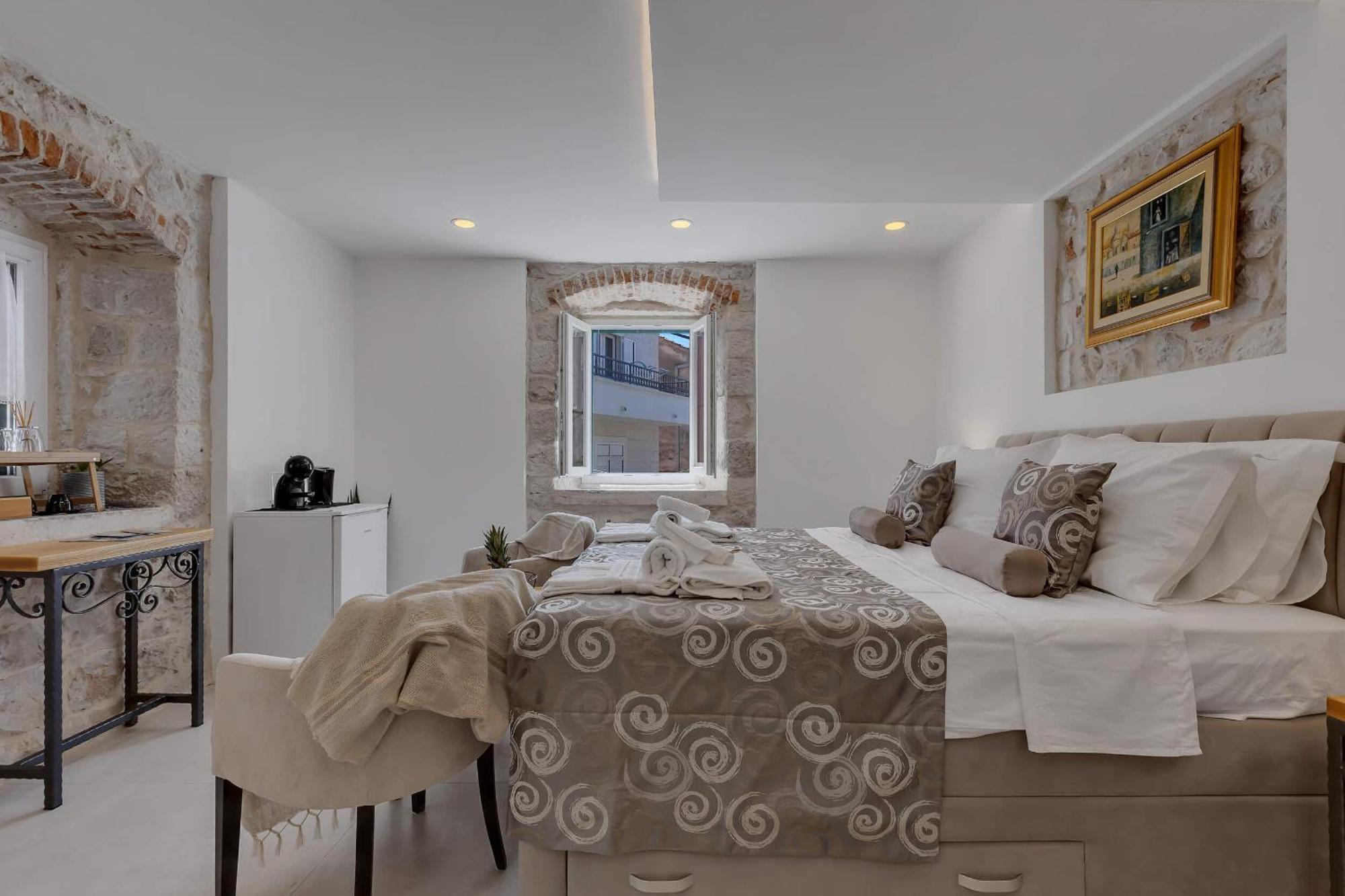 Luxury Rooms Palace B&B 마카르스카 외부 사진